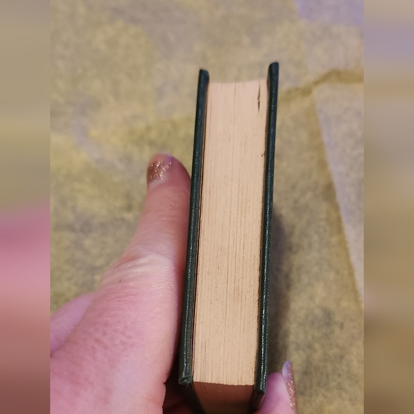 VINTAGE English Dictionary 1964 Midget Series Green 3.25" X 2.25" - Picture 3 of 9